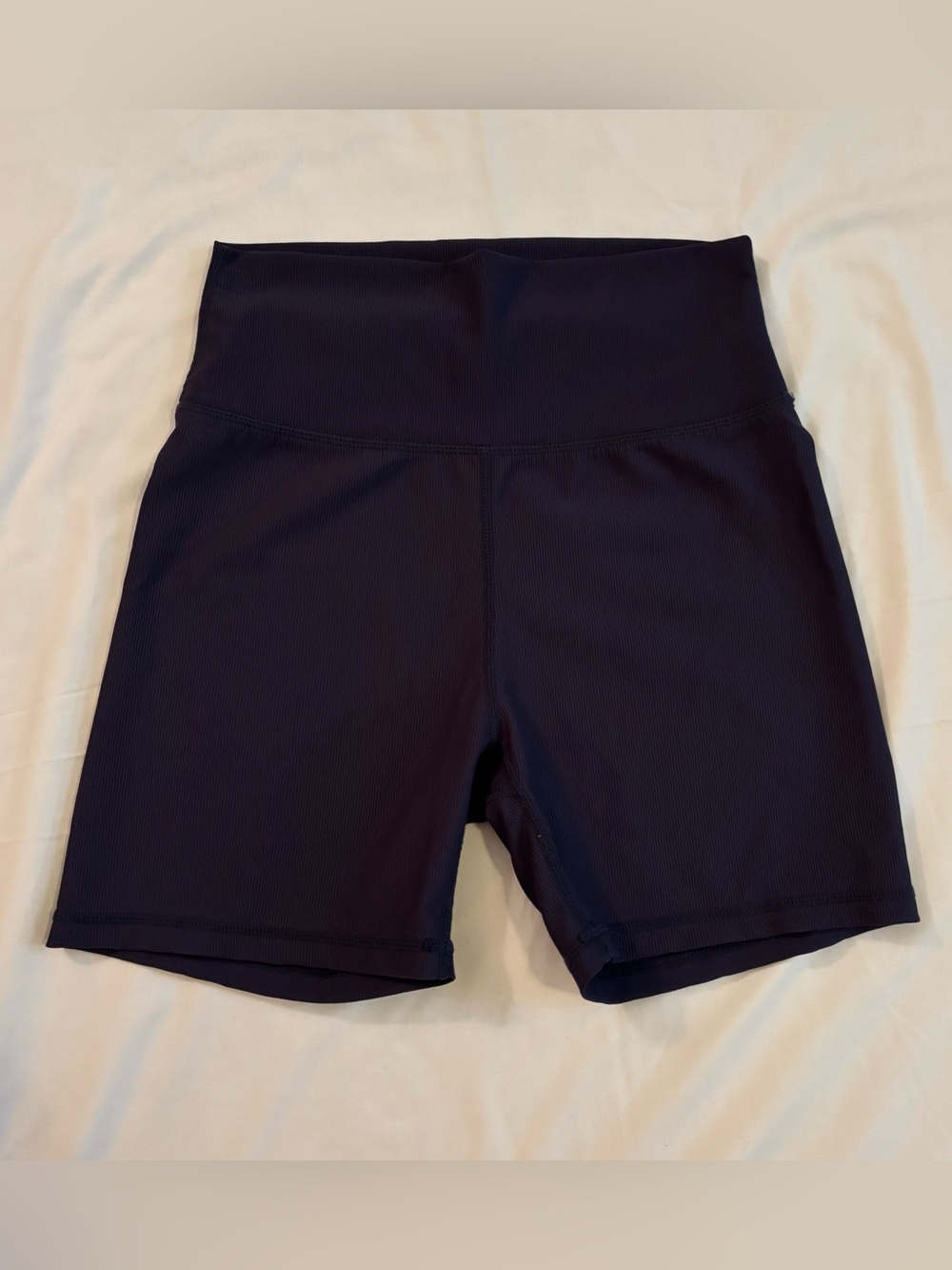 Wilo The Label Navy High-Rise Ribbed Biker Shorts!
